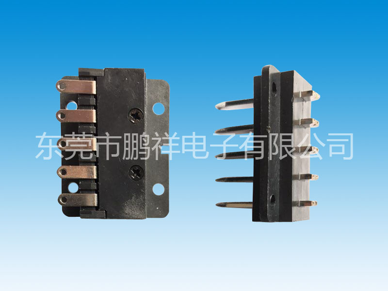 026系列，6.75間距大電流電池連接